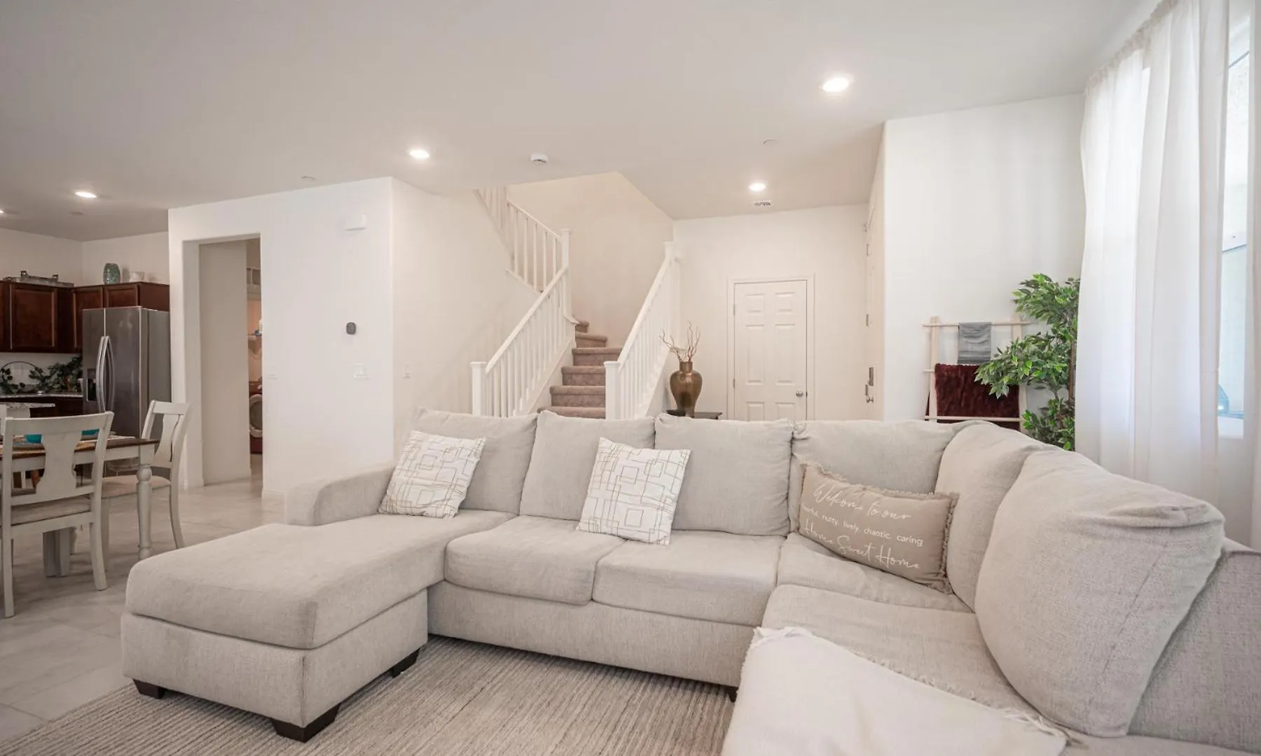 Beautiful Brand New 2 Bedroom Vegas Home! Fits 12 Or More,15-20 Minutes From Lv Strip Las Vegas