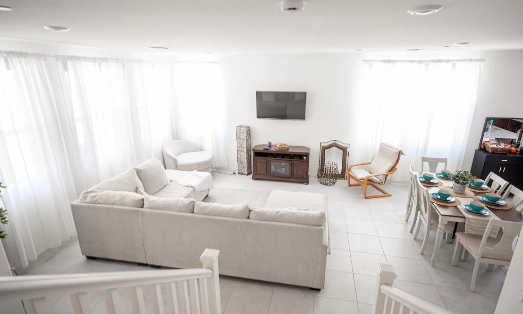 Beautiful Brand New 2 Bedroom Vegas Home! Fits 12 Or More,15-20 Minutes From Lv Strip Las Vegas
